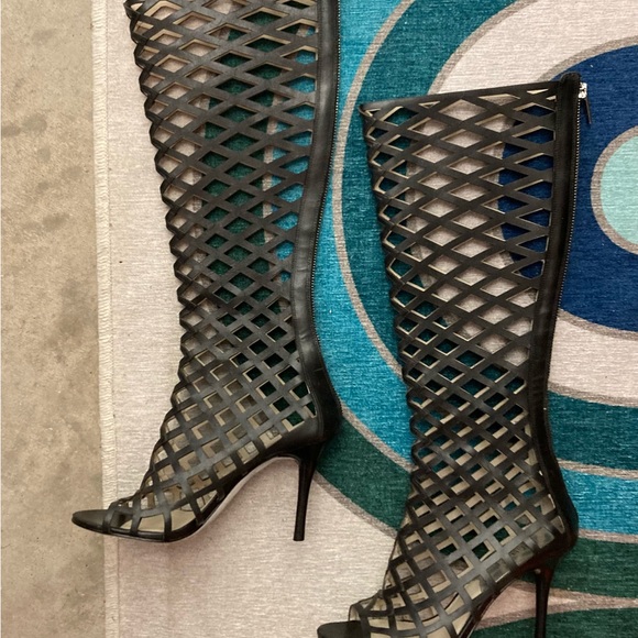 Michael Kors LARISSA Cage boot - Picture 5 of 15